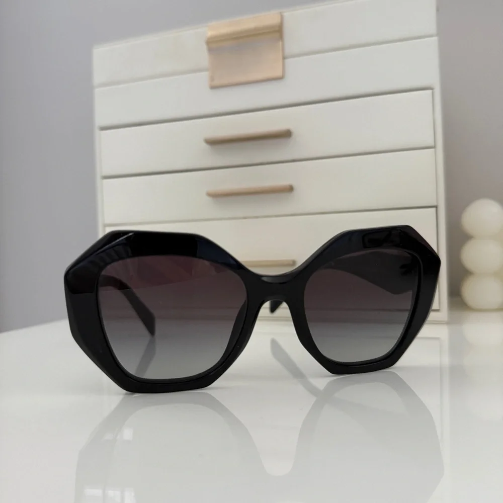 Prada Black Oversized Geometric Sunglasses - Picture 7 of 14